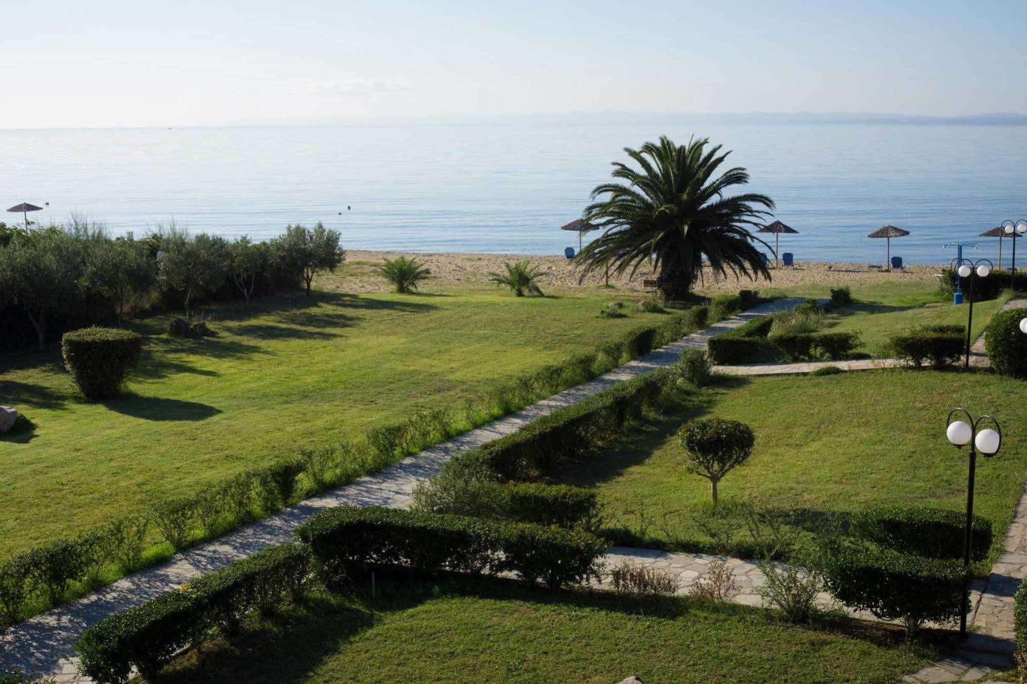 Alkinoos Beach Hotel Gerakini Exterior photo